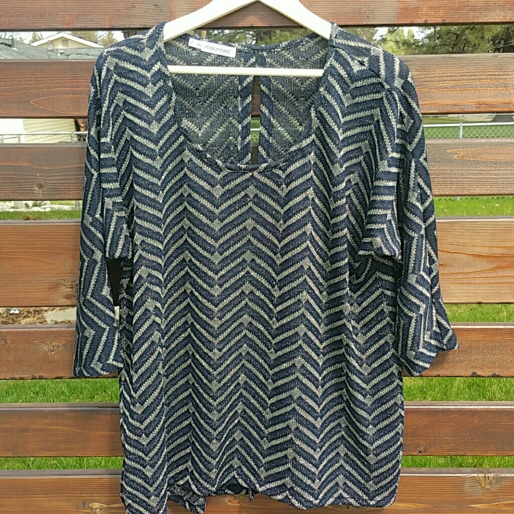 Maurice's Size1X. Navy and gold chevron sweater